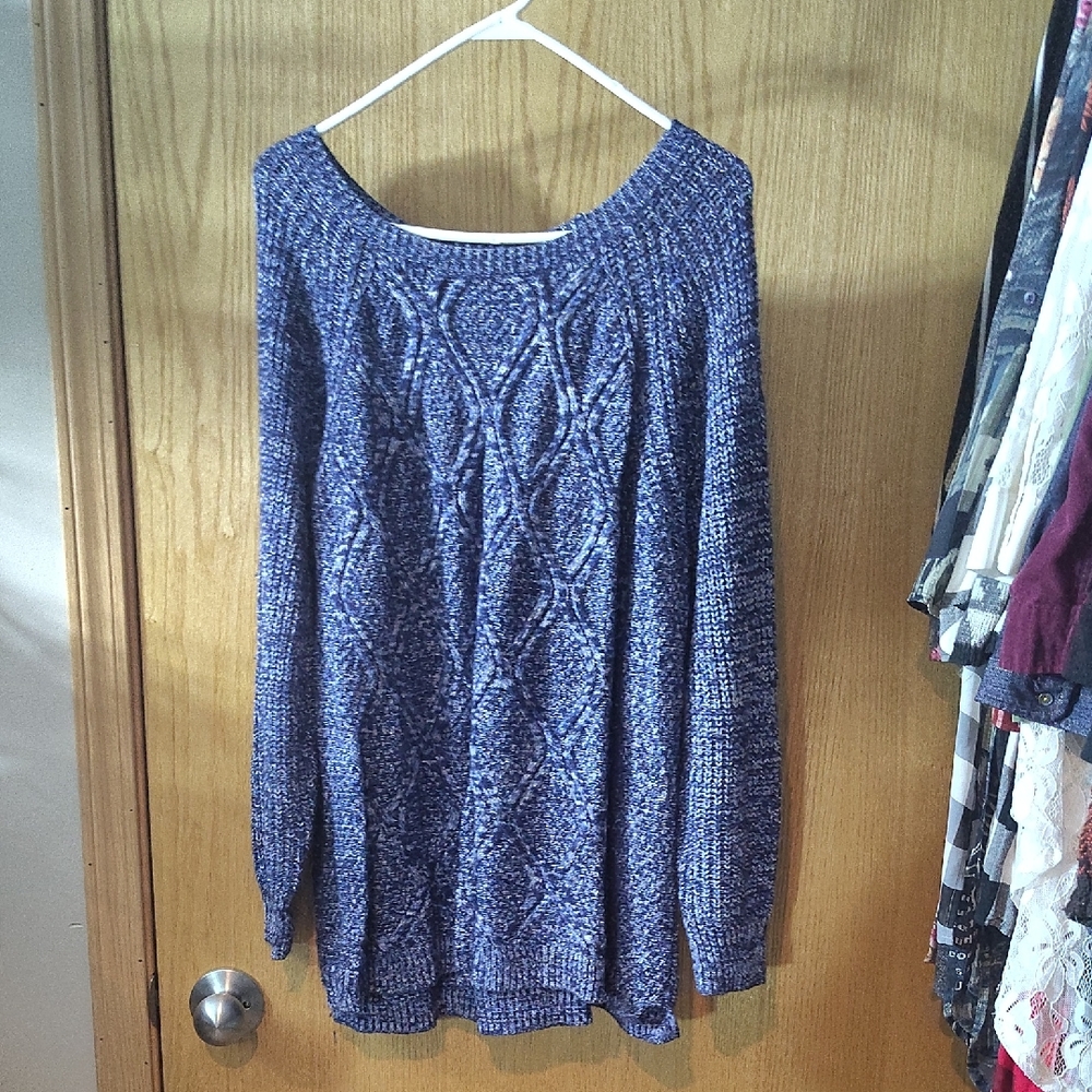 Off-the-Shoulder Cable Knit Sweater in Blue